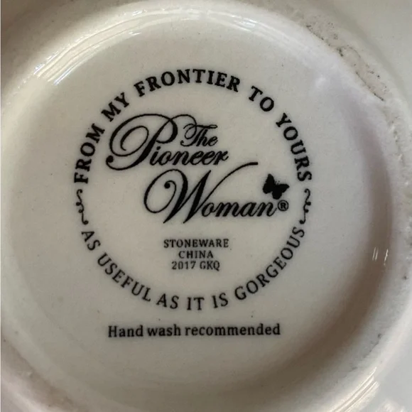 The Pioneer Woman Measuring Cup Set - Picture 6 of 16